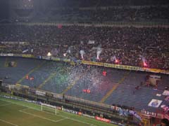 Torce in curva sud!